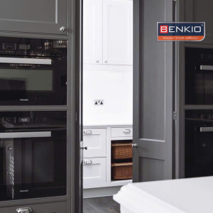 BENKIO COLOR BLACK